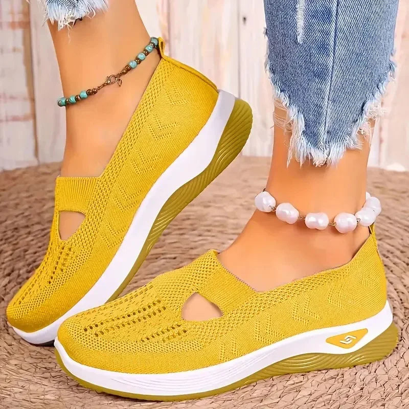 Lightweight Breathable Sports Shoes Women Casual