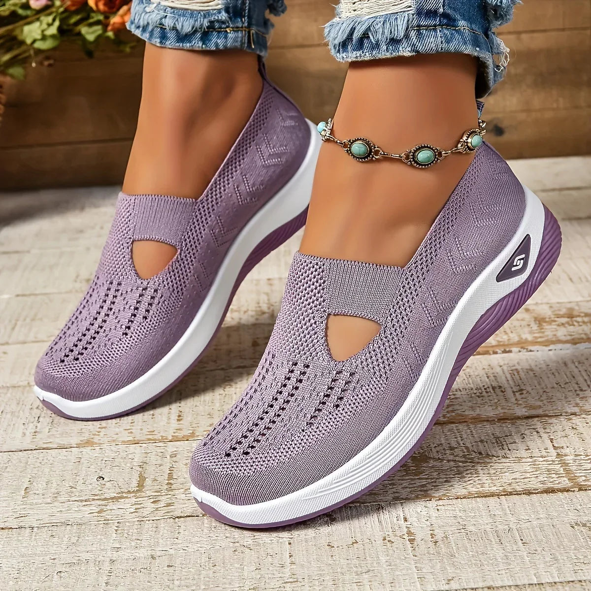 Lightweight Breathable Sports Shoes Women Casual