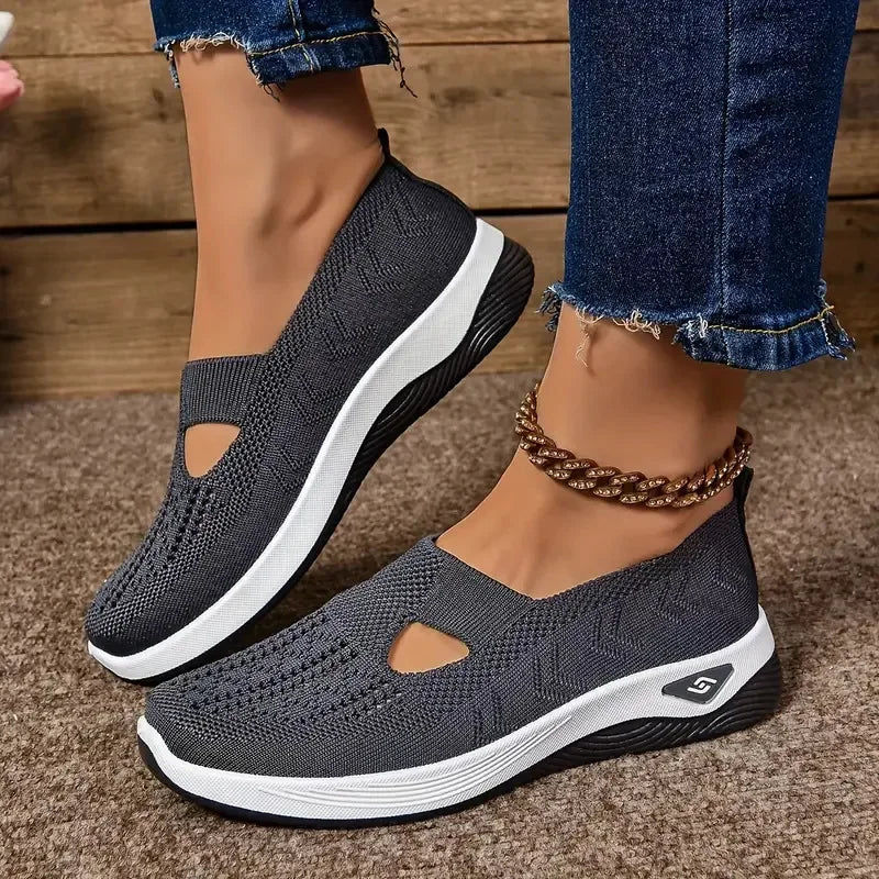 Lightweight Breathable Sports Shoes Women Casual