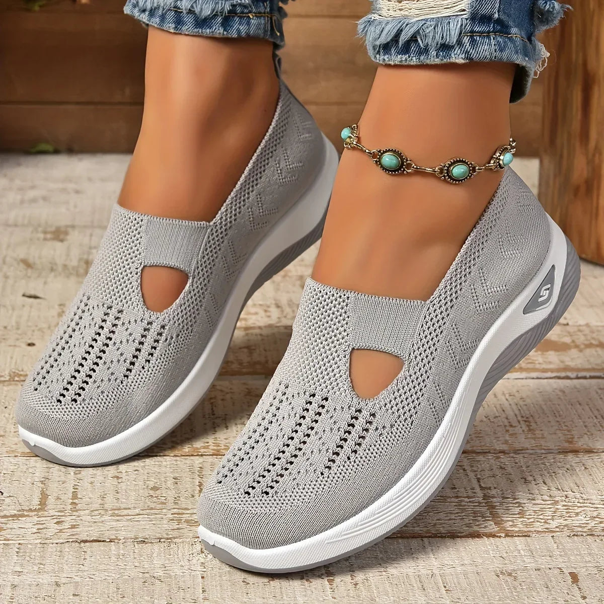 Lightweight Breathable Sports Shoes Women Casual